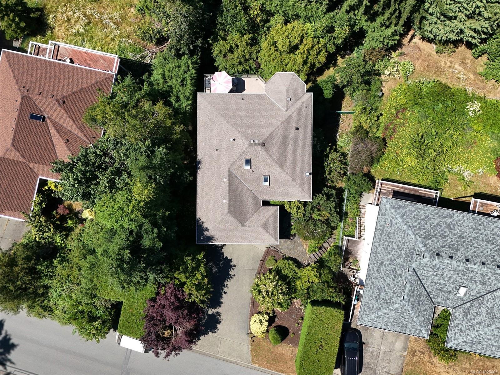 6039 Chippewa Rd, Duncan, BC