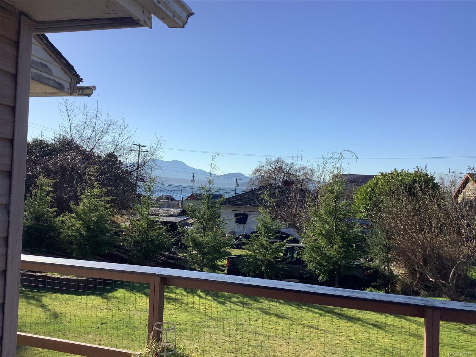 220 17Th Ave, Sointula, BC