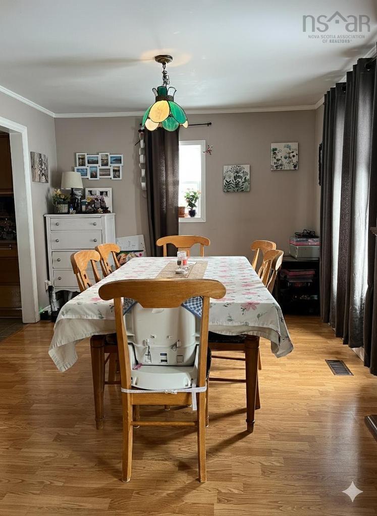 68 Mcgee Street, Springhill, NS