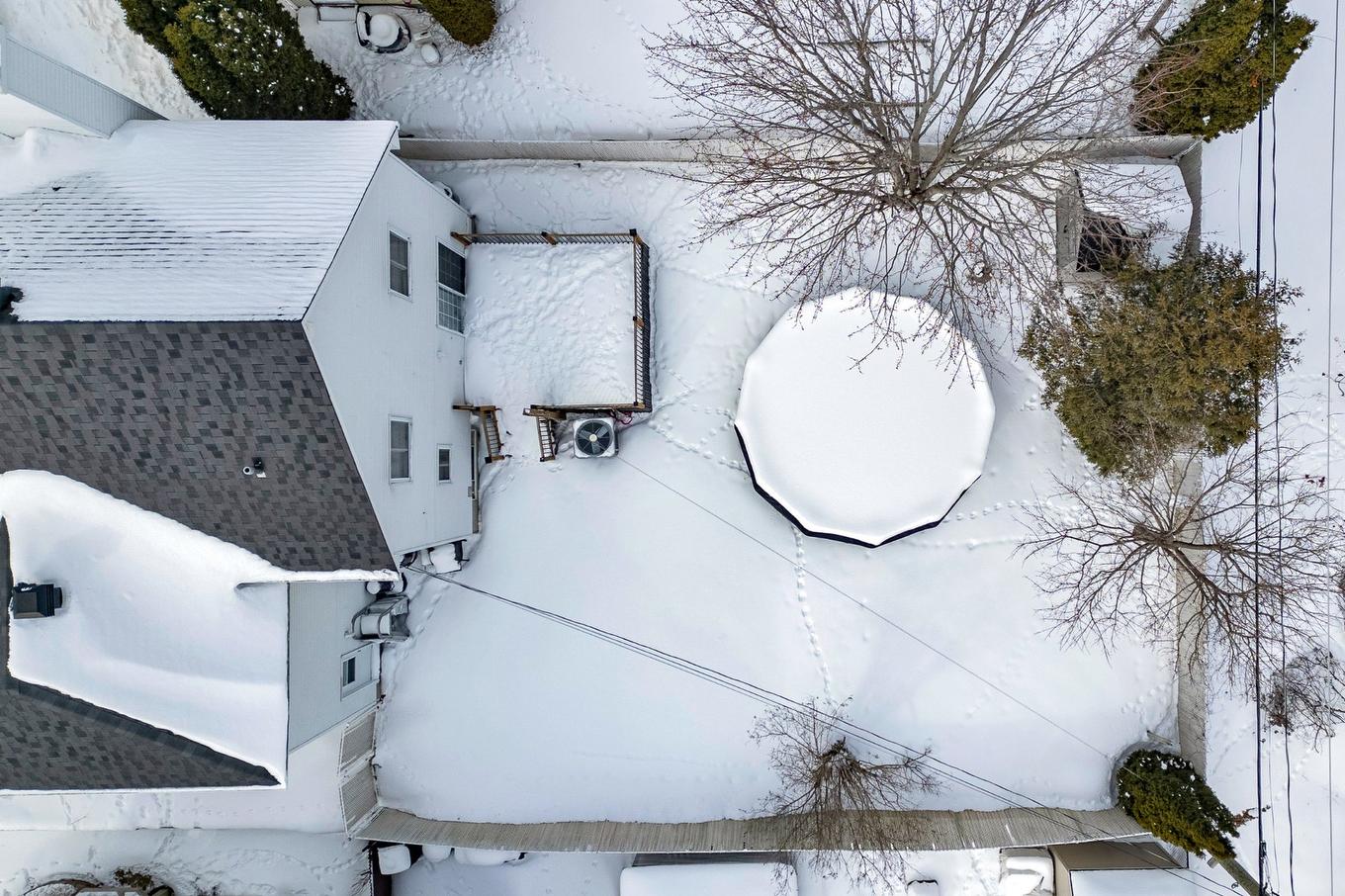 Aerial photo - 563 Rue D'Aubervilliers, Terrebonne (Terrebonne), QC - Outdoor