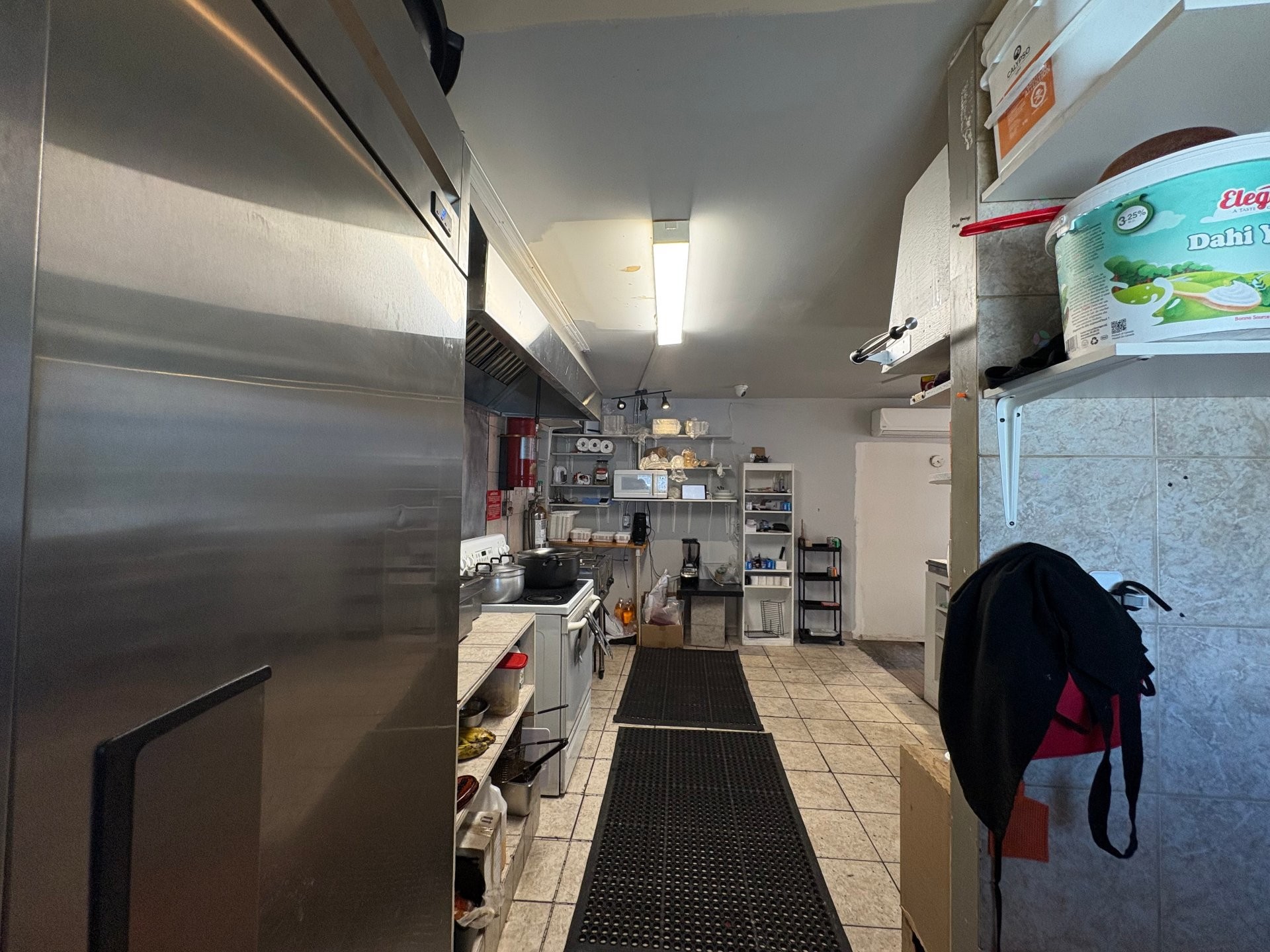 Cuisine - 1490 Boul. De L'Ange-Gardien N., L'Assomption, QC - Indoor Photo Showing Other Room