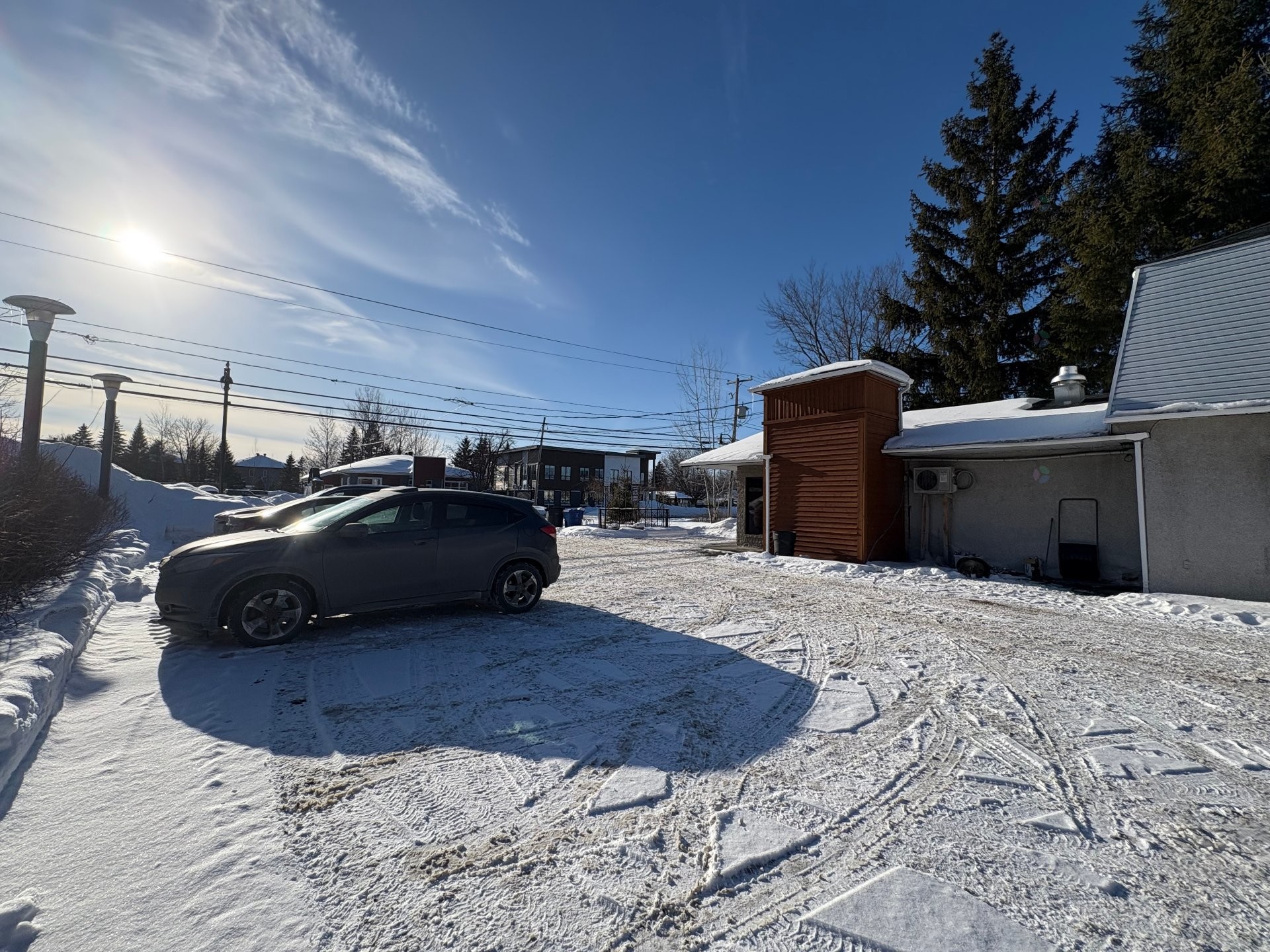 Stationnement - 1490 Boul. De L'Ange-Gardien N., L'Assomption, QC - Outdoor