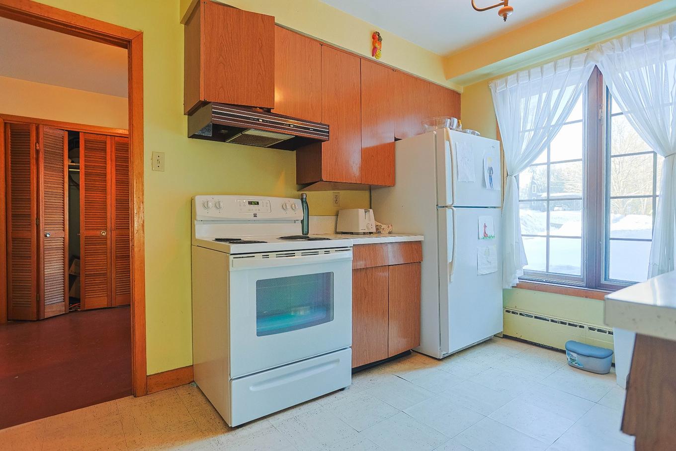 Kitchen - 3853 Rue Guillemette, Shawinigan, QC - Indoor Photo Showing Kitchen