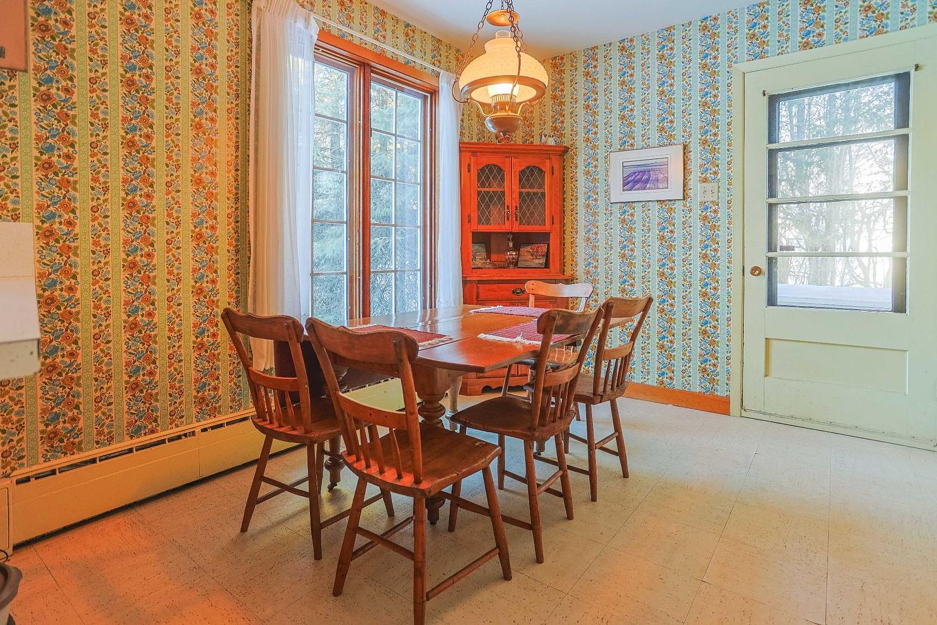 Dinette - 3853 Rue Guillemette, Shawinigan, QC - Indoor Photo Showing Dining Room