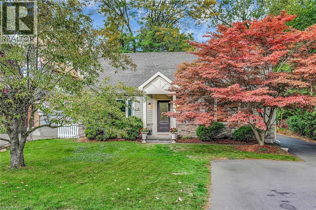 233 Townsend Avenue, Burlington, ON - Outdoor