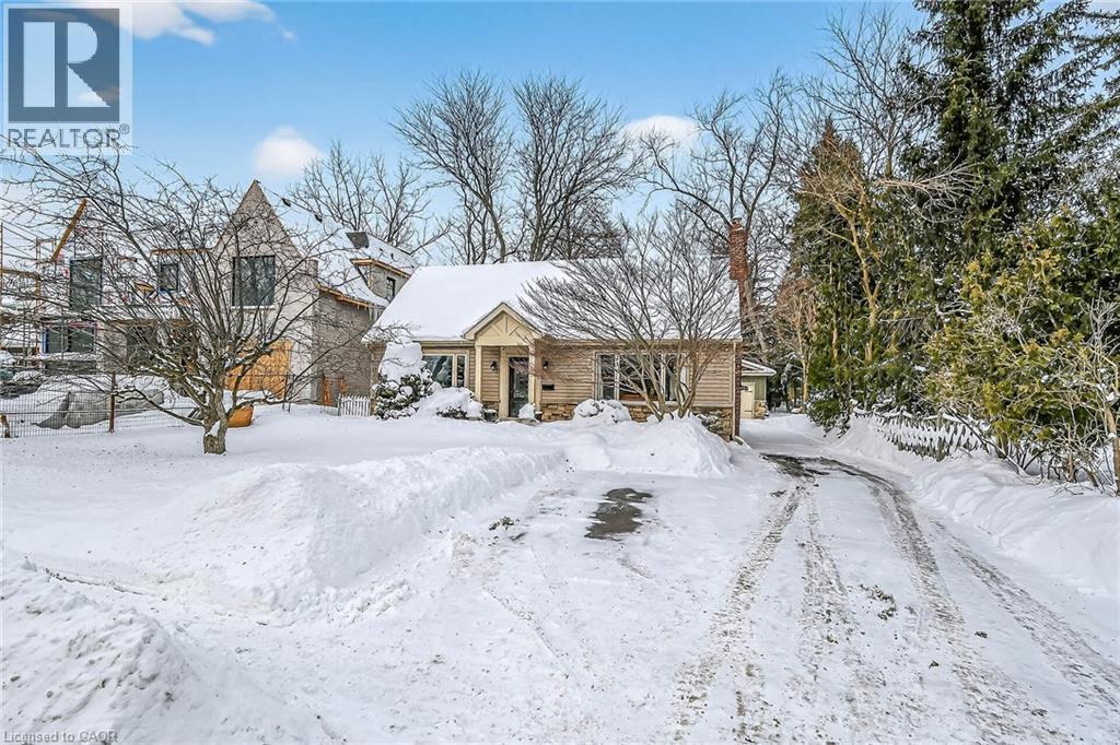 233 Townsend Avenue, Burlington, ON - Outdoor