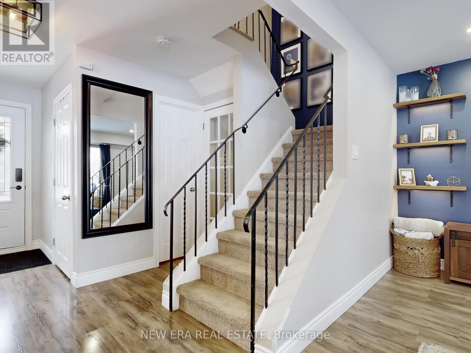 7189 Joliette Crescent, Mississauga, ON - Indoor Photo Showing Other Room