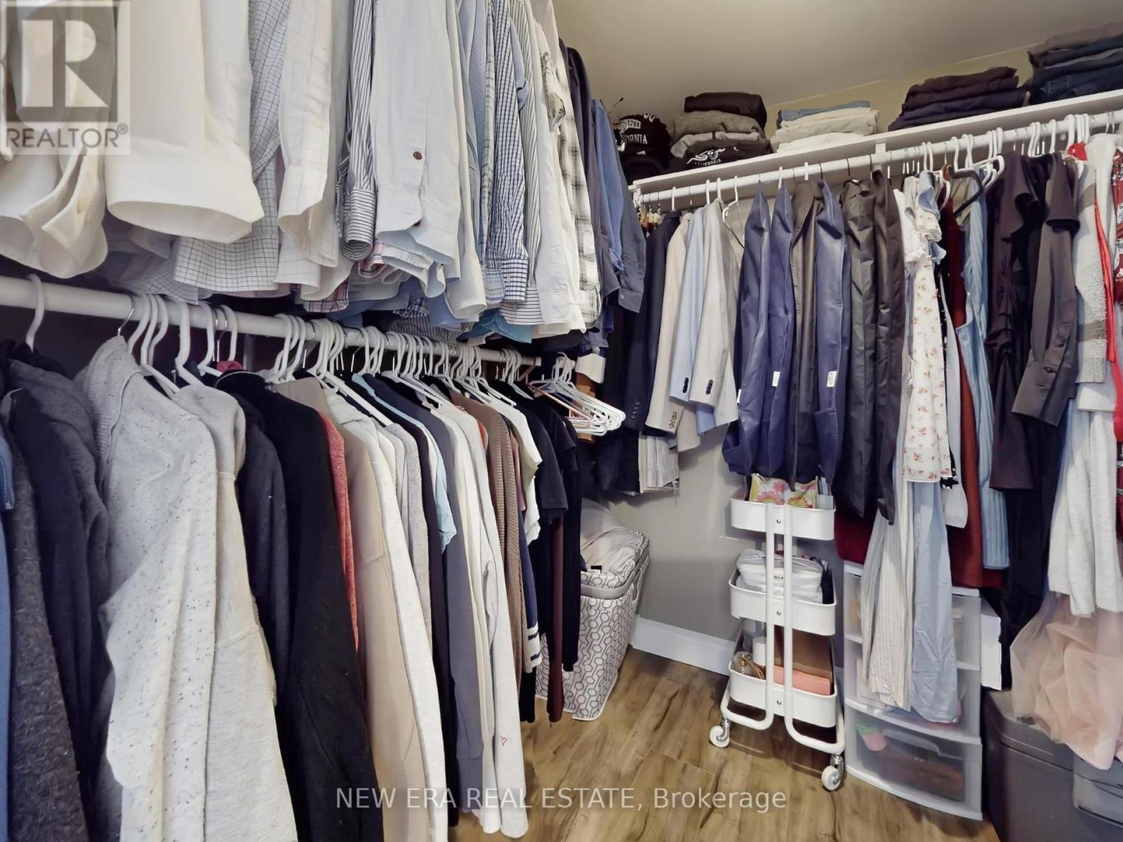 7189 Joliette Crescent, Mississauga, ON - Indoor With Storage