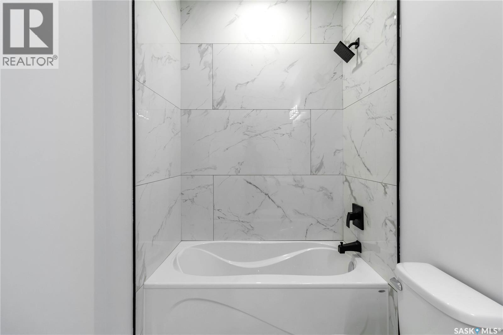 838 Ballesteros Crescent, Warman, SK - Indoor