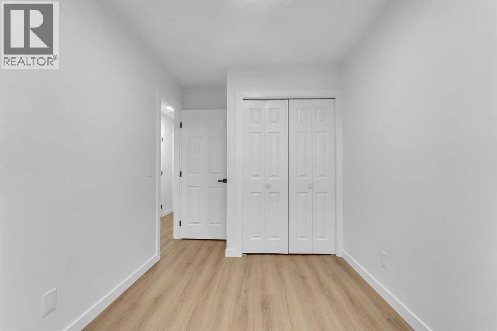 63 Penworth Close Se, Calgary, AB - Indoor Photo Showing Other Room