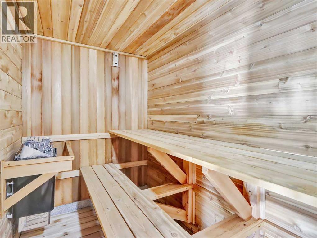 2, 108 Boulder Crescent, Canmore, AB