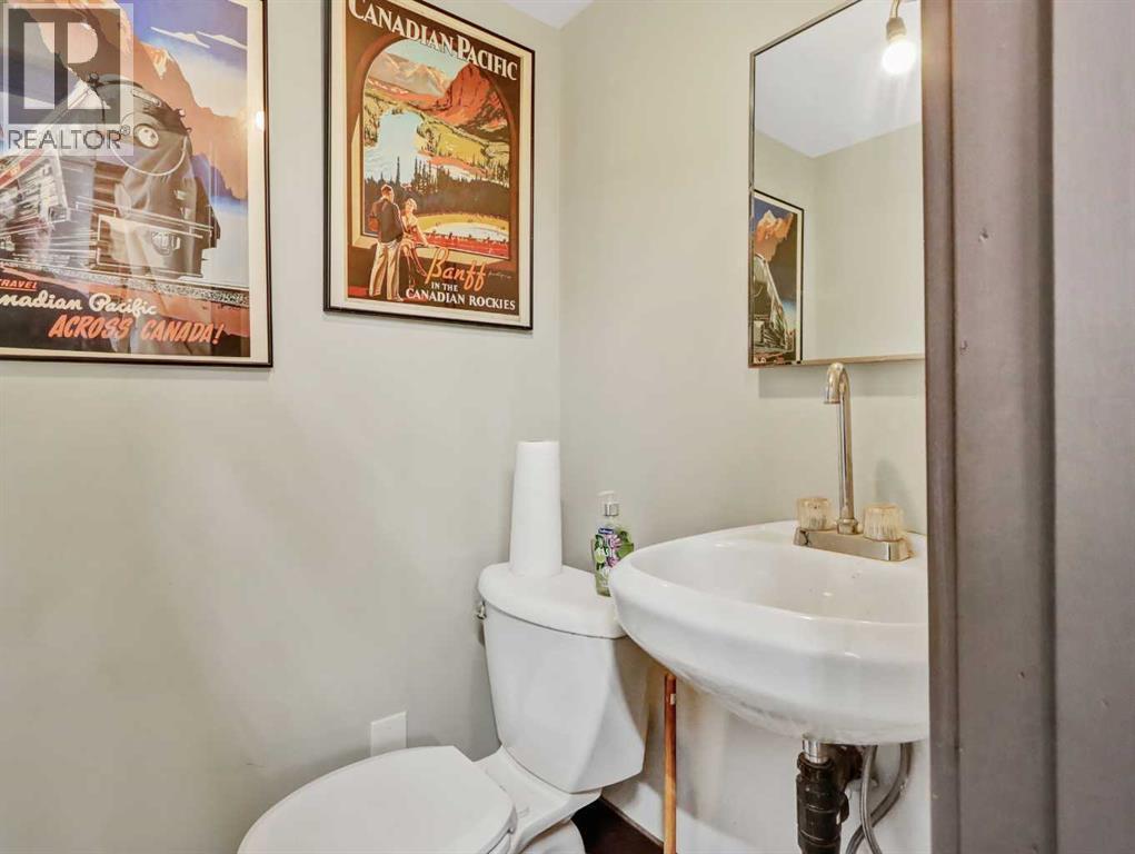 2, 108 Boulder Crescent, Canmore, AB