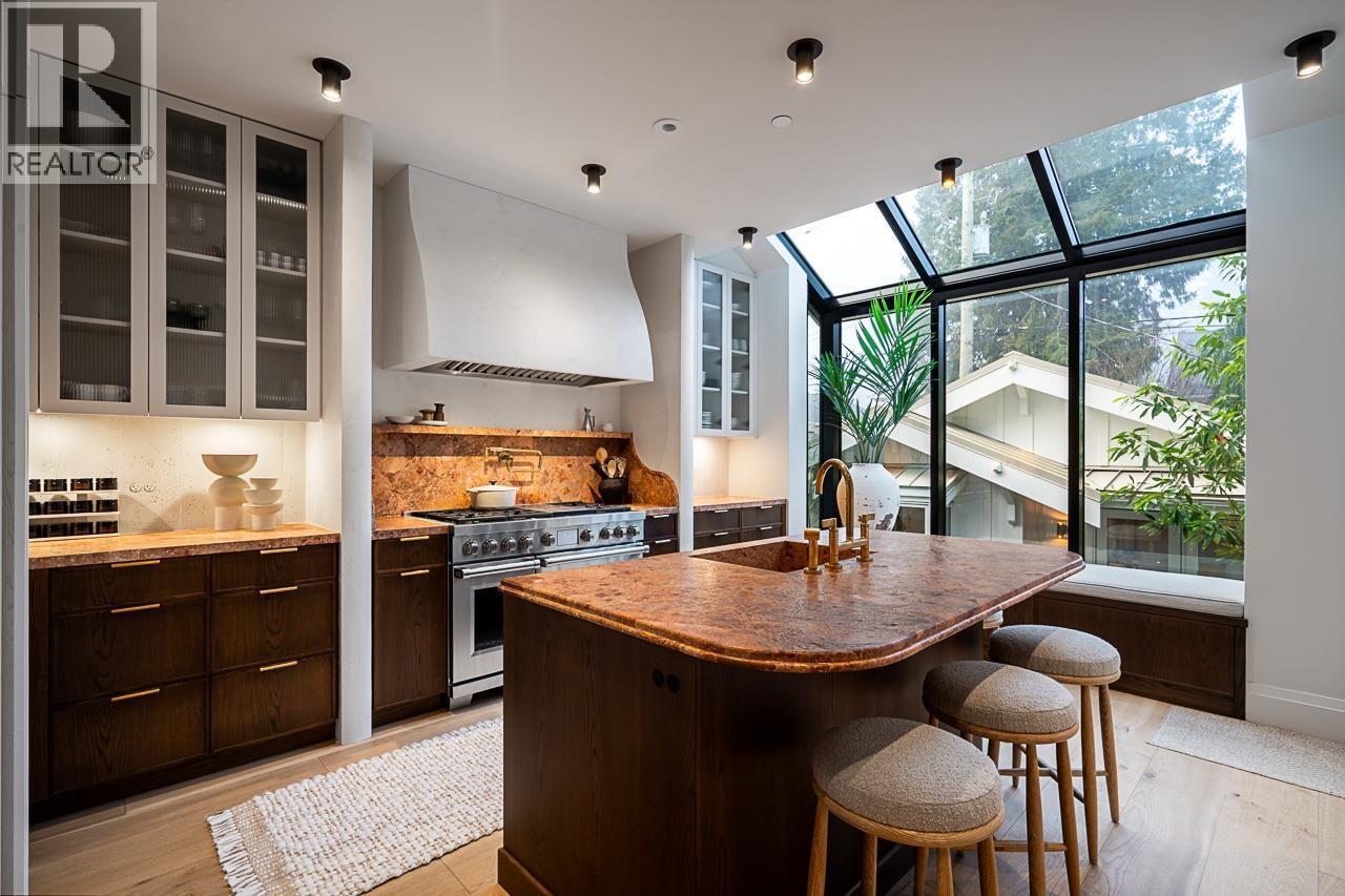 3575 Mayfair Avenue, Vancouver, BC - Indoor Photo Showing Other Room