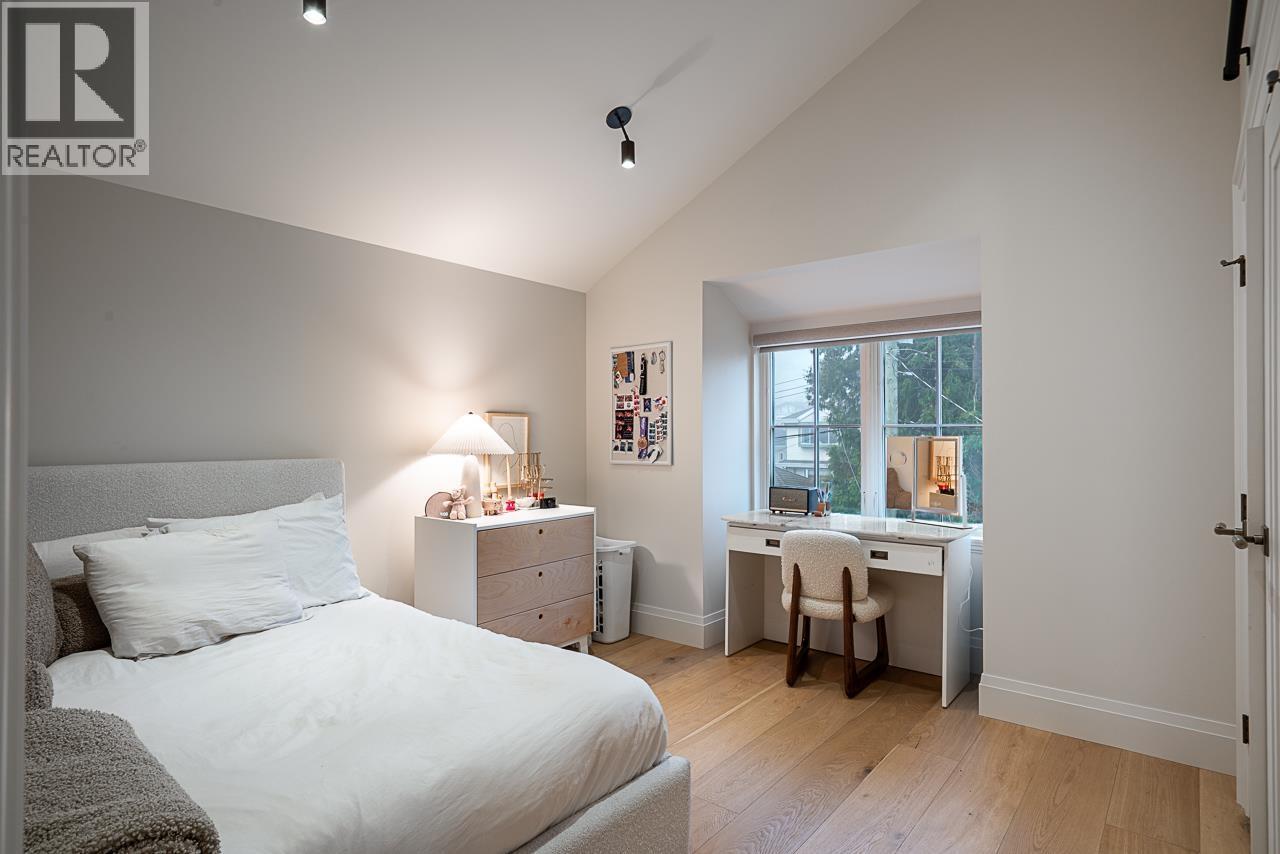 3575 Mayfair Avenue, Vancouver, BC - Indoor Photo Showing Bedroom