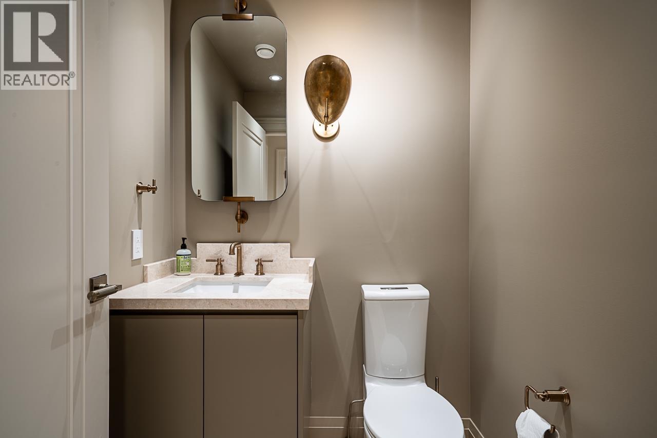 3575 Mayfair Avenue, Vancouver, BC - Indoor Photo Showing Bathroom