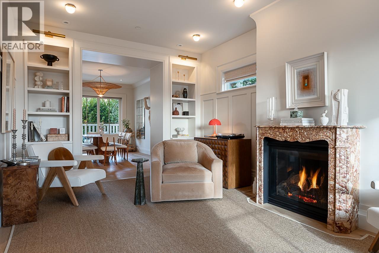 3575 Mayfair Avenue, Vancouver, BC - Indoor Photo Showing Living Room With Fireplace