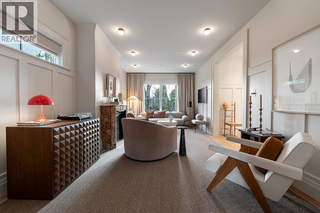 3575 Mayfair Avenue, Vancouver, BC - Indoor