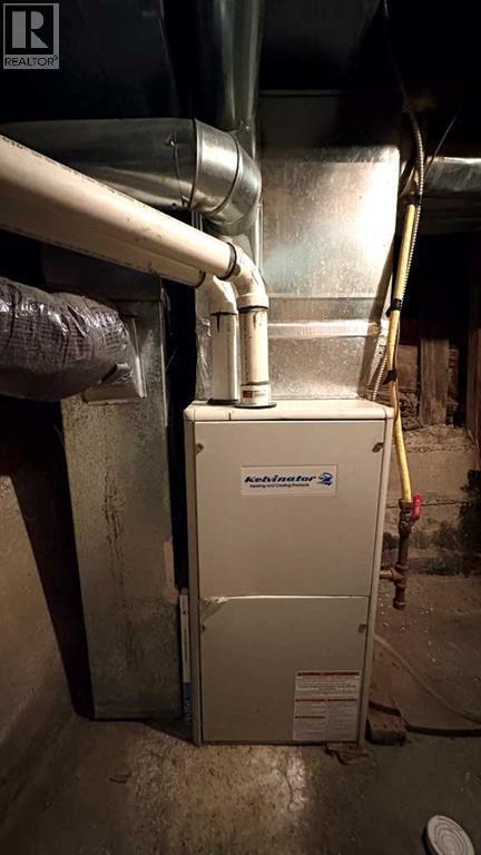 622 5 Avenue, Wainwright, AB - Indoor Photo Showing Basement