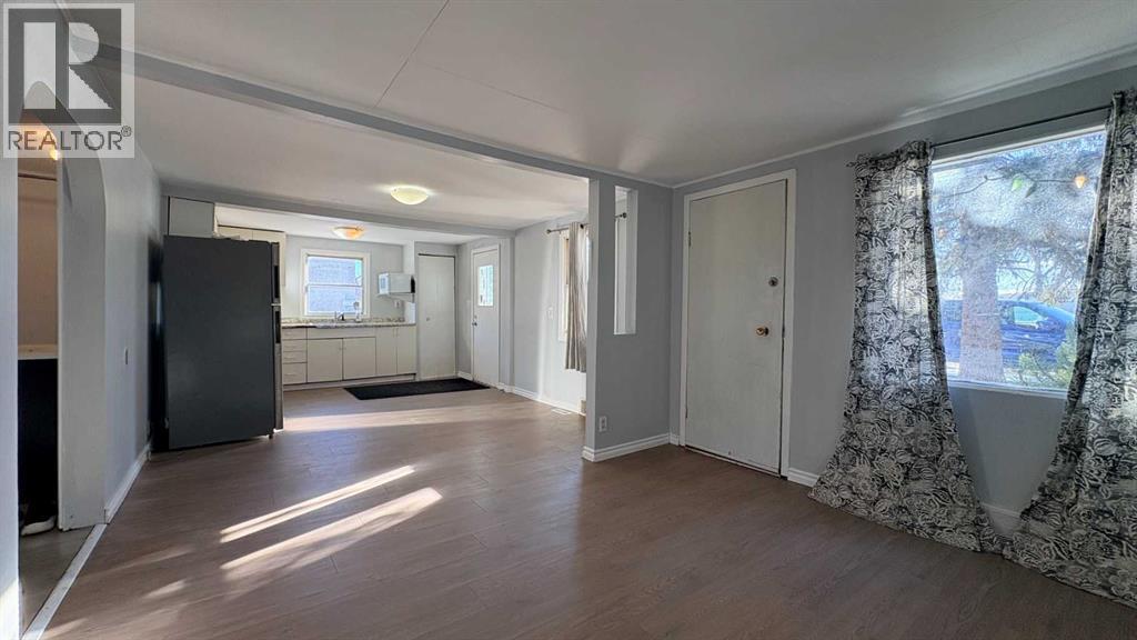 Open kitchen/dining/living room! - 622 5 Avenue, Wainwright, AB - Indoor Photo Showing Other Room