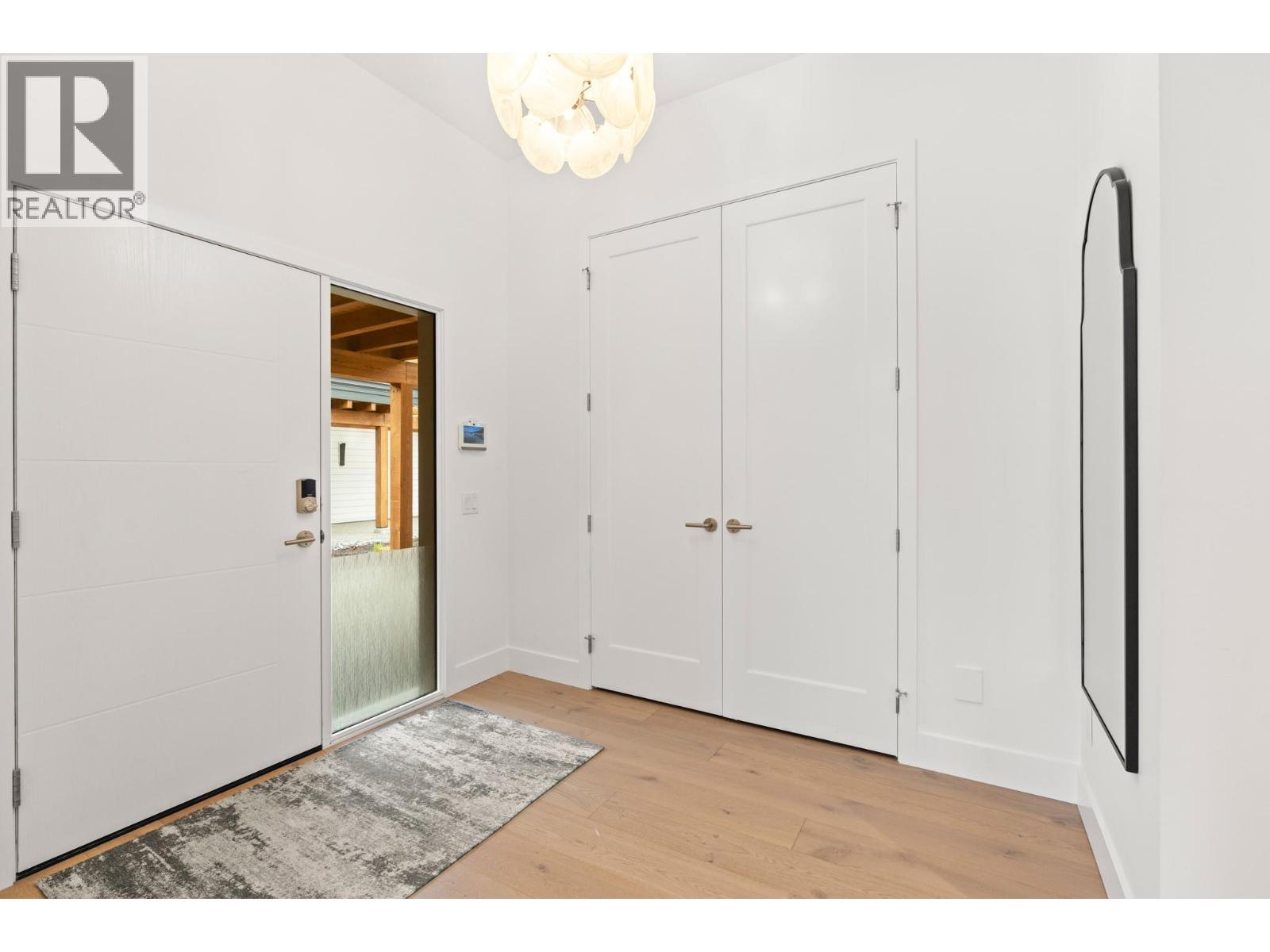105 Predator Ridge Drive Unit# 22, Vernon, BC - Indoor Photo Showing Other Room
