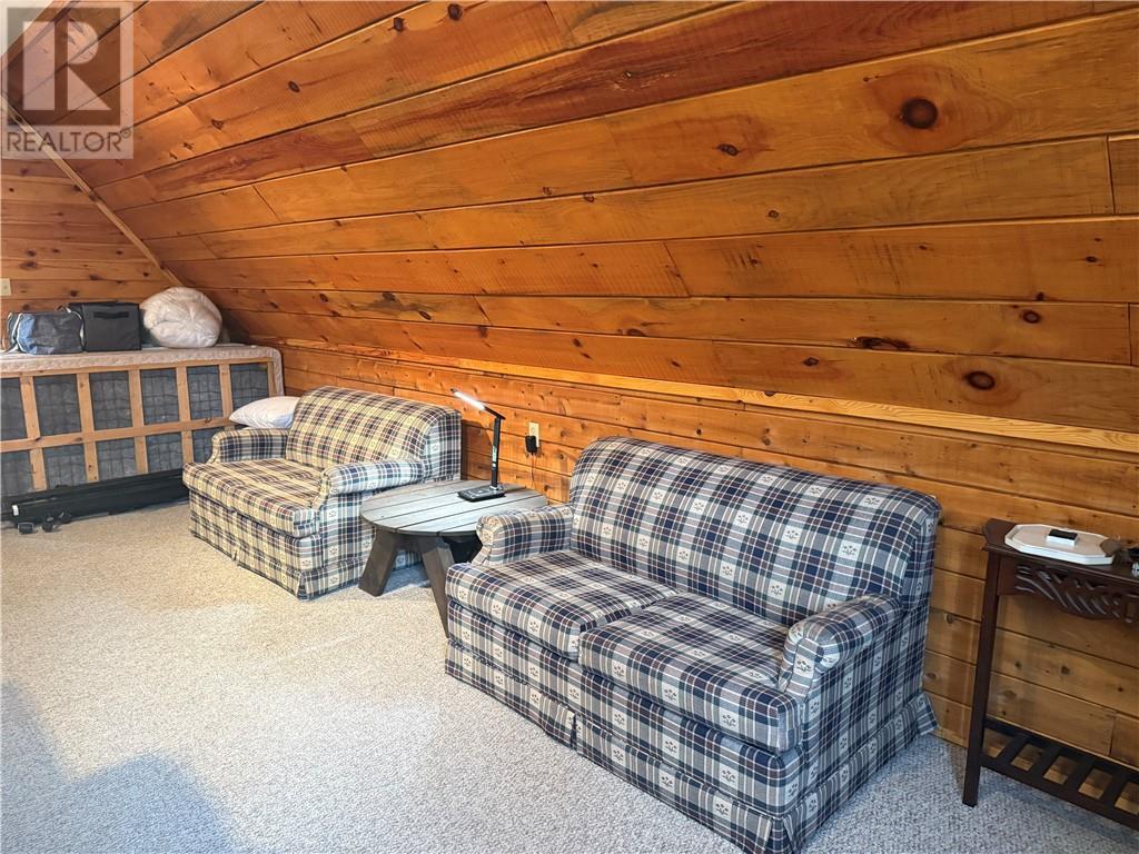 110 Champlain Trail, Westree, ON - Indoor