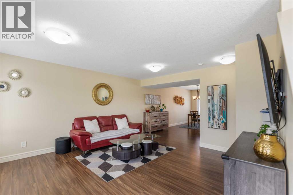 572 Savanna Boulevard Ne, Calgary, AB - Indoor Photo Showing Living Room