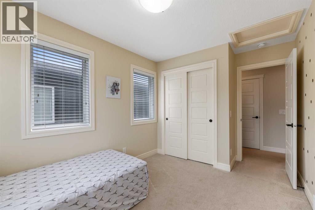 572 Savanna Boulevard Ne, Calgary, AB - Indoor Photo Showing Bedroom