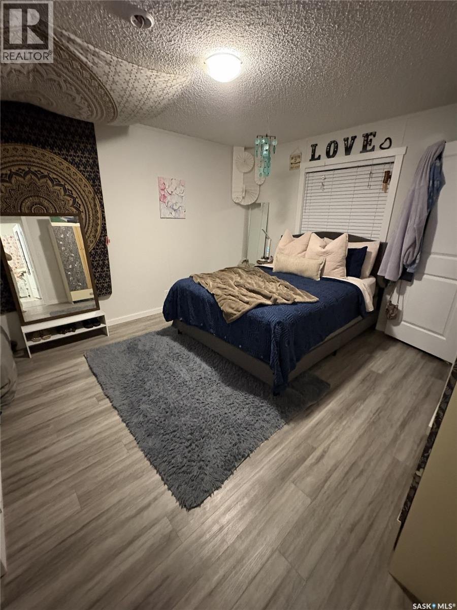 413 Railway Street, Kipling, SK - Indoor Photo Showing Bedroom