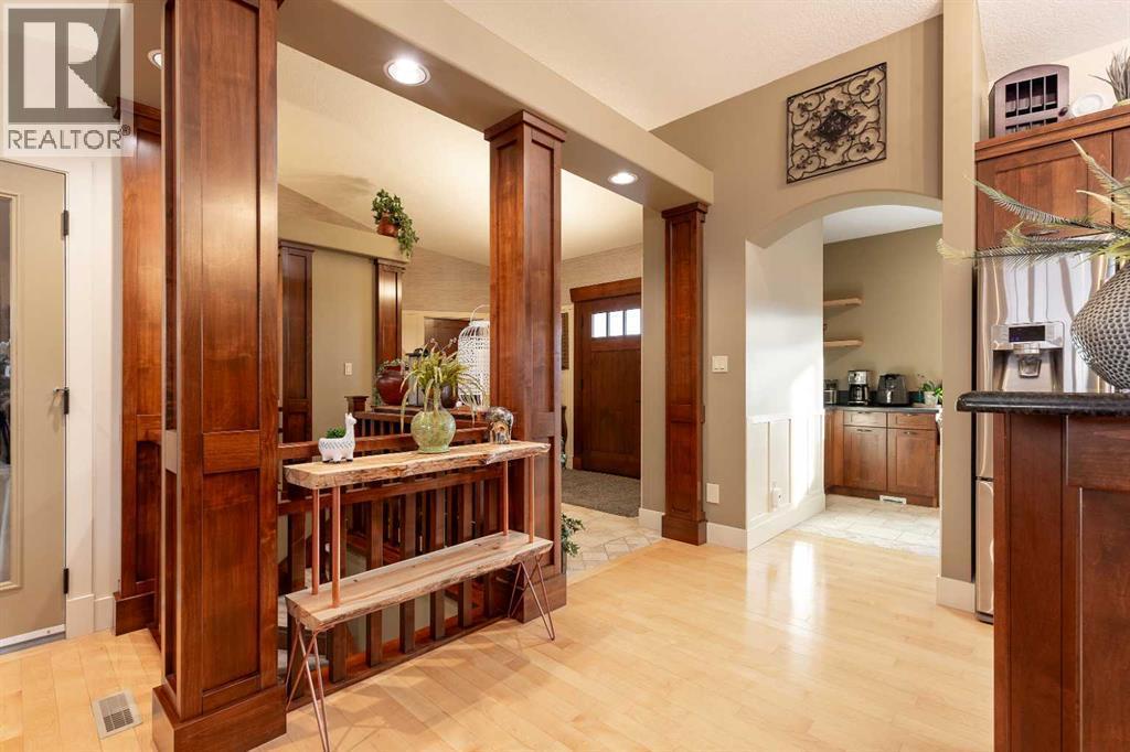 1003 Canyon Boulevard W, Lethbridge, AB - Indoor