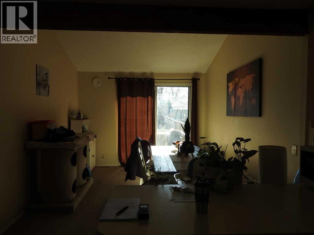 129 32 Avenue Nw, Calgary, AB - Indoor