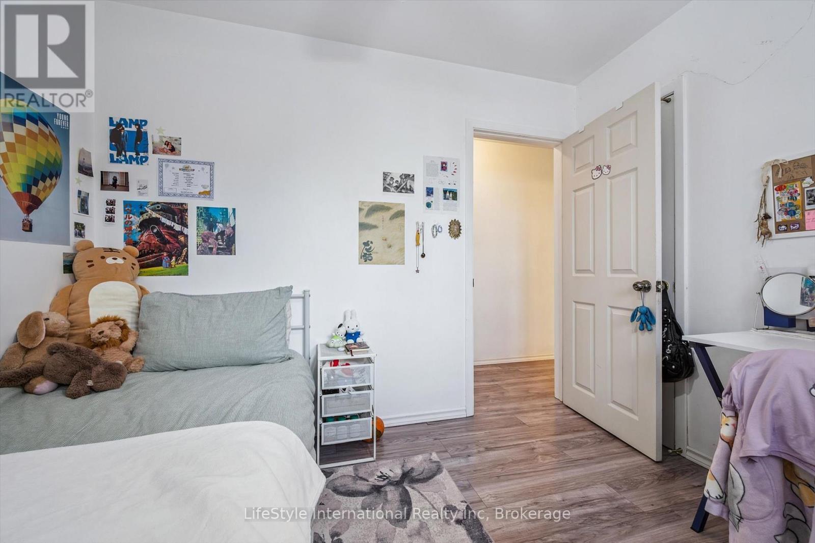 15 Fairview Boulevard, Guelph (Dovercliffe Park/Old University), ON - Indoor Photo Showing Bedroom