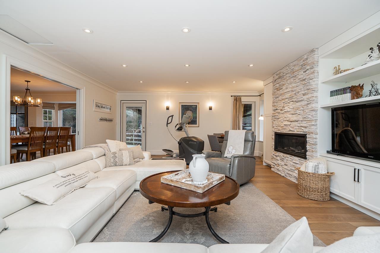 16114 20 Avenue, Surrey, BC