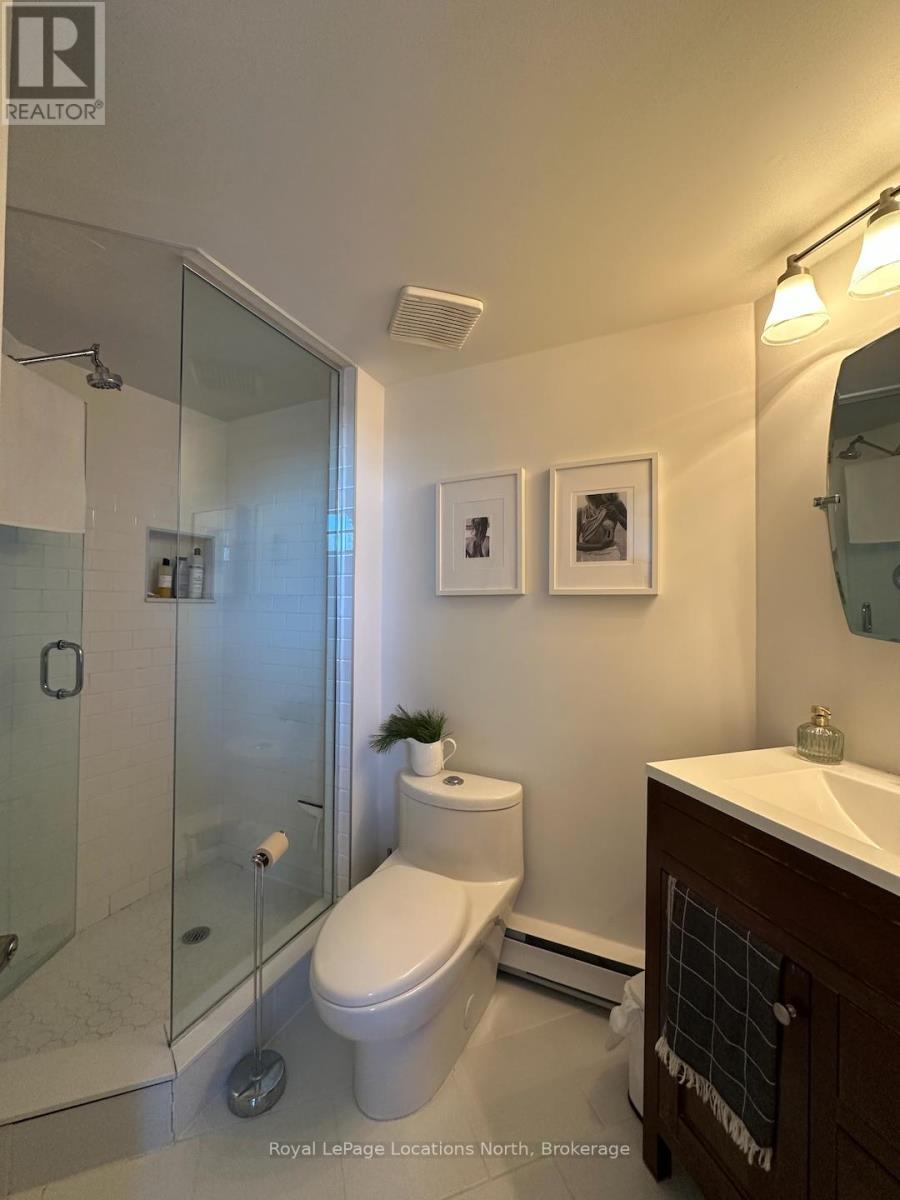 Primary ensuite - 378 Mariners Way, Collingwood, ON - Indoor Photo Showing Bathroom