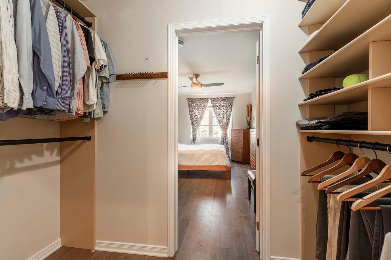 Penderie (Walk-in) - 8-9865 Boul. Lasalle, Montréal (Lasalle), QC - Indoor With Storage