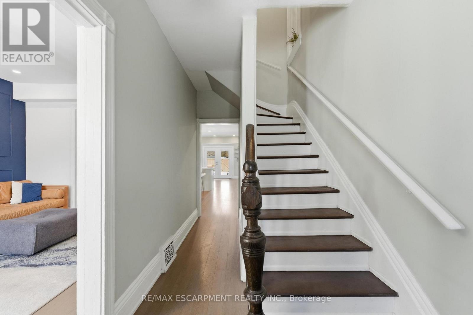 15 Century Street, Hamilton, ON - Indoor Photo Showing Other Room