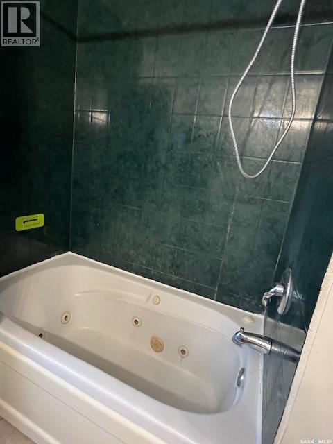 112 Main Street, Harris, SK - Indoor Photo Showing Bathroom