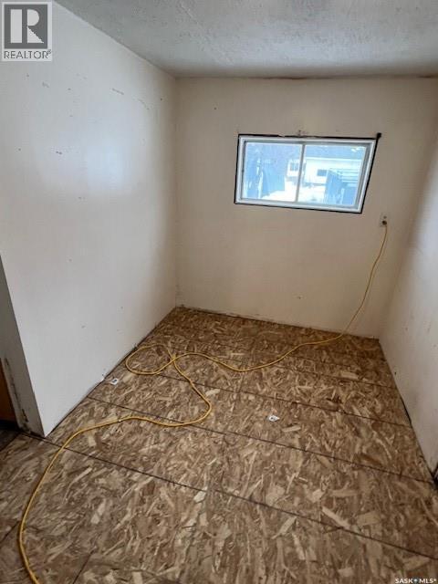 112 Main Street, Harris, SK - Indoor Photo Showing Other Room