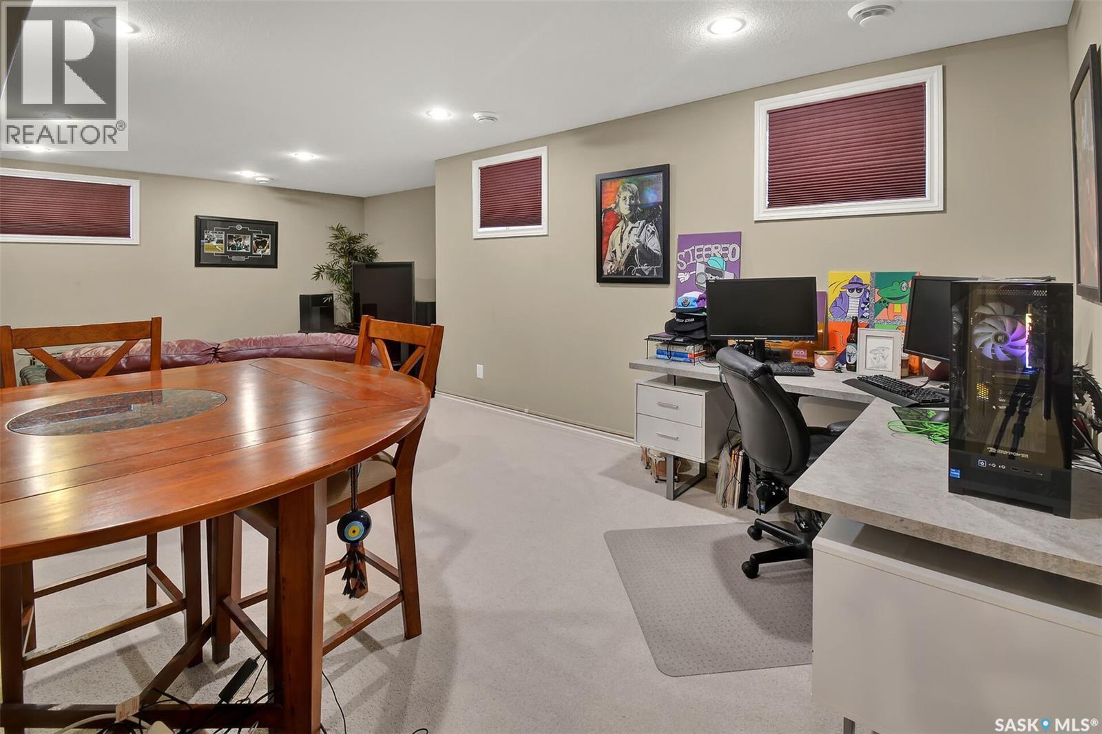 207 Kutz Crescent, Saskatoon, SK - Indoor