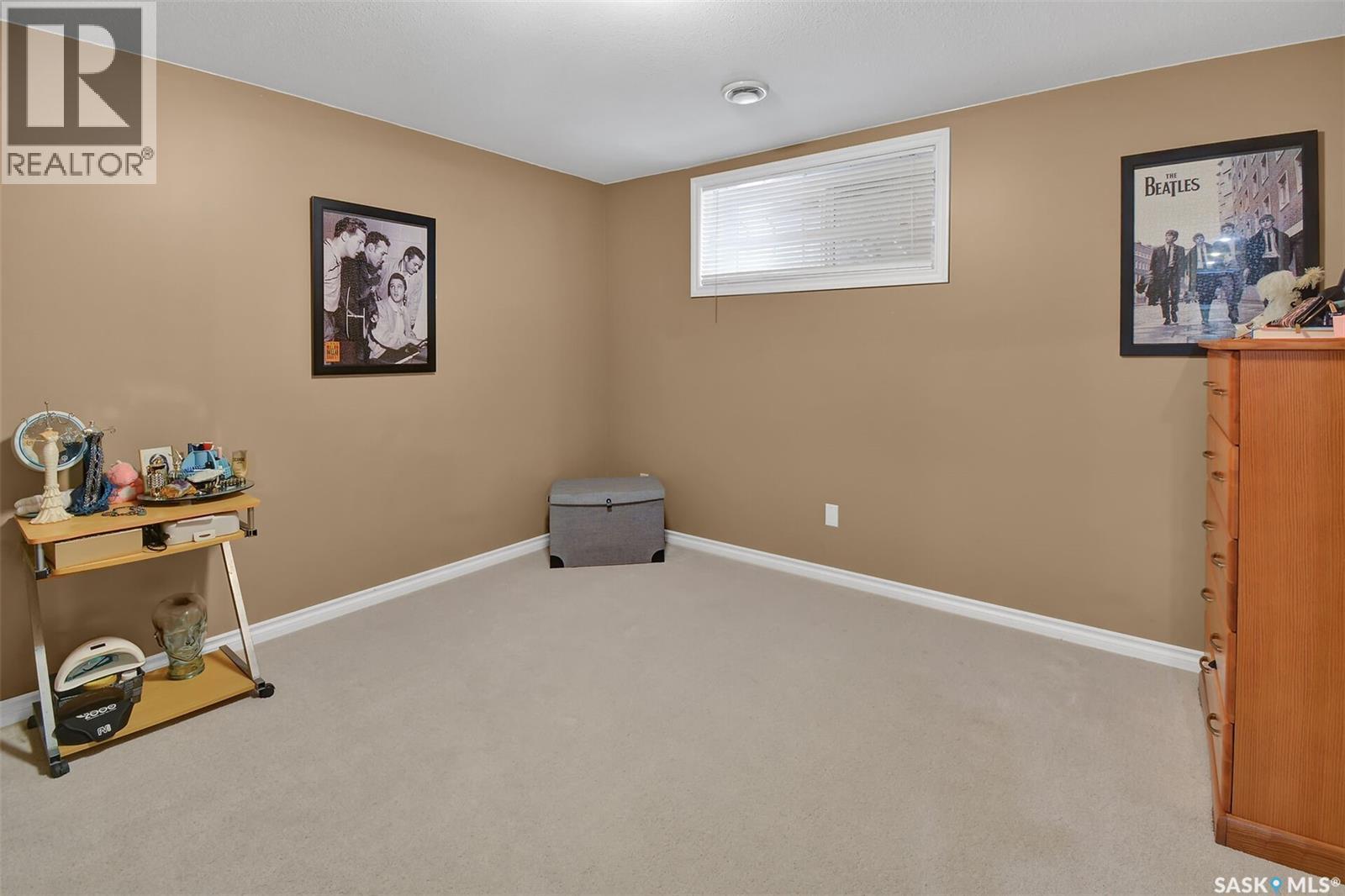 207 Kutz Crescent, Saskatoon, SK - Indoor