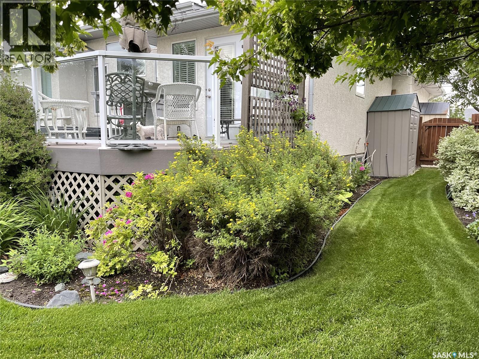 207 Kutz Crescent, Saskatoon, SK - Outdoor