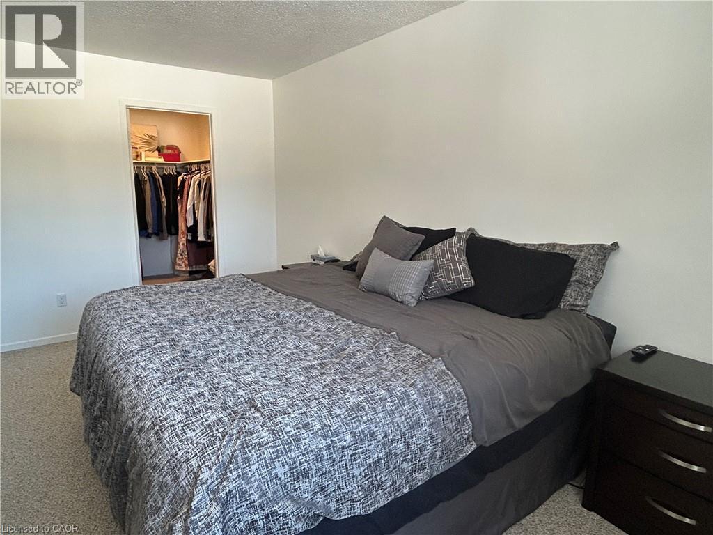 36 Angela Crescent, Cambridge, ON - Indoor Photo Showing Bedroom