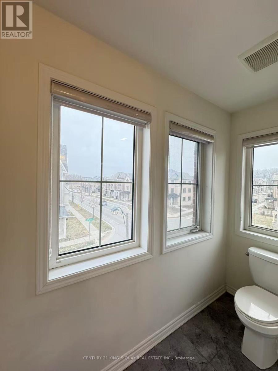 56 Cornell Centre Boulevard, Markham, ON - Indoor Photo Showing Bathroom