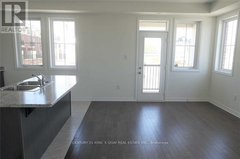 56 Cornell Centre Boulevard, Markham, ON - Indoor