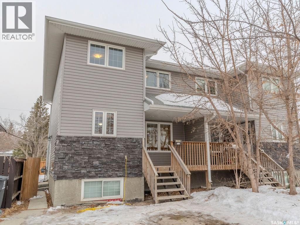 1804 1St Avenue N, Saskatoon, SK - Outdoor With Deck Patio Veranda