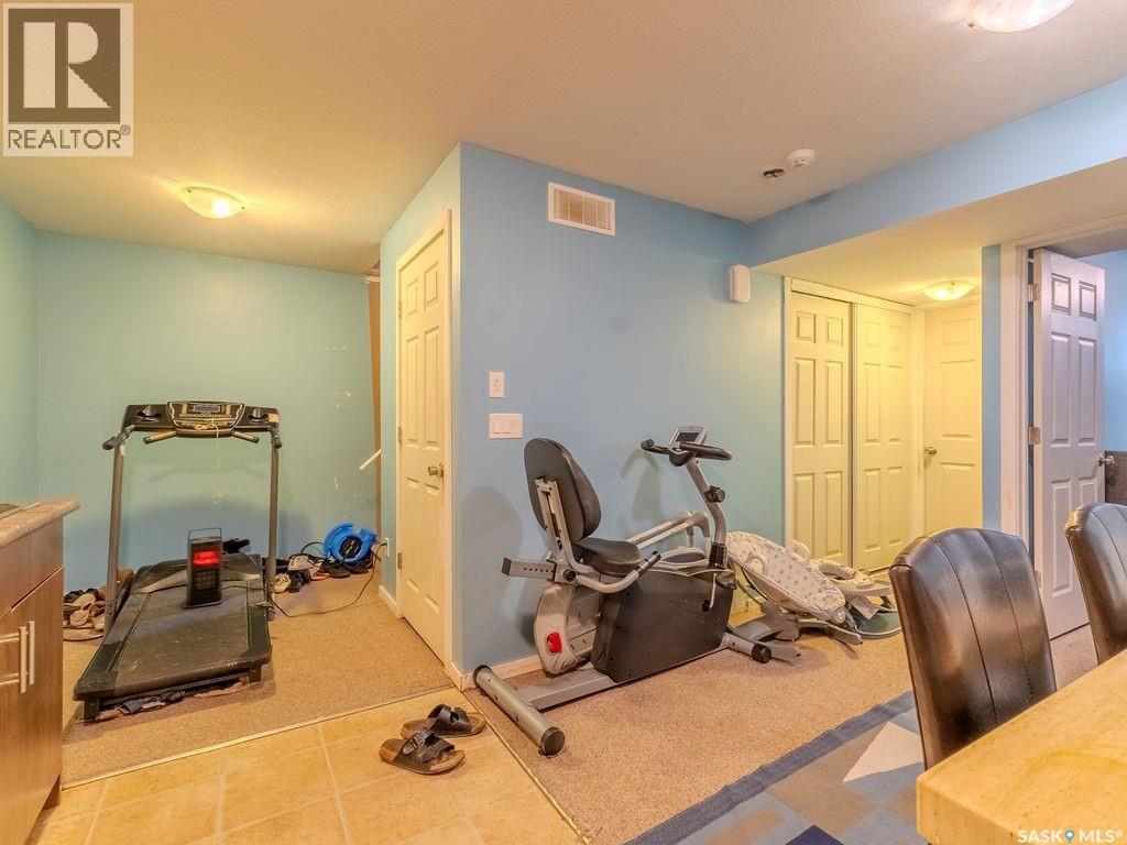 1804 1St Avenue N, Saskatoon, SK - Indoor Photo Showing Gym Room