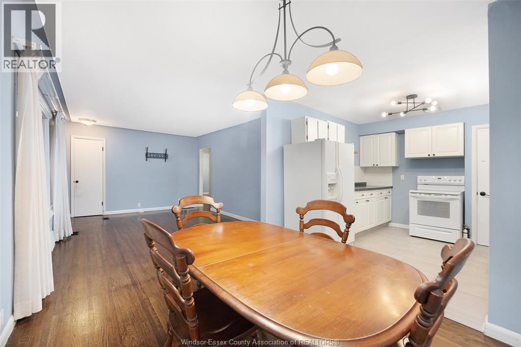 3300 Mark Unit# Main, Windsor, ON - Indoor Photo Showing Dining Room