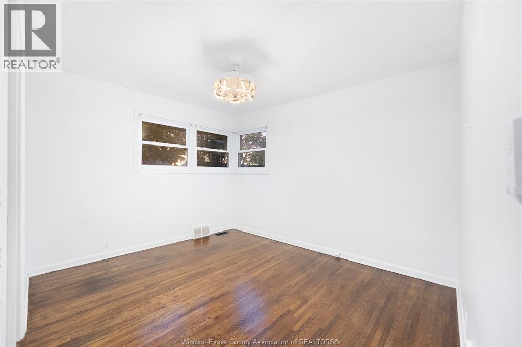 3300 Mark Unit# Main, Windsor, ON - Indoor Photo Showing Other Room