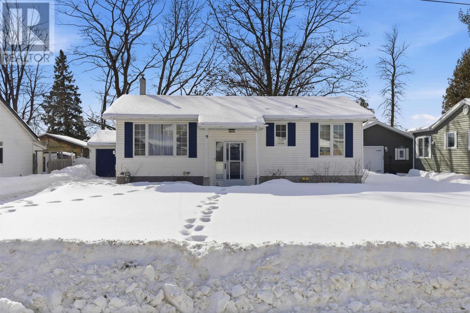 9 Buchan Ave, Blind River, ON - Outdoor With Facade