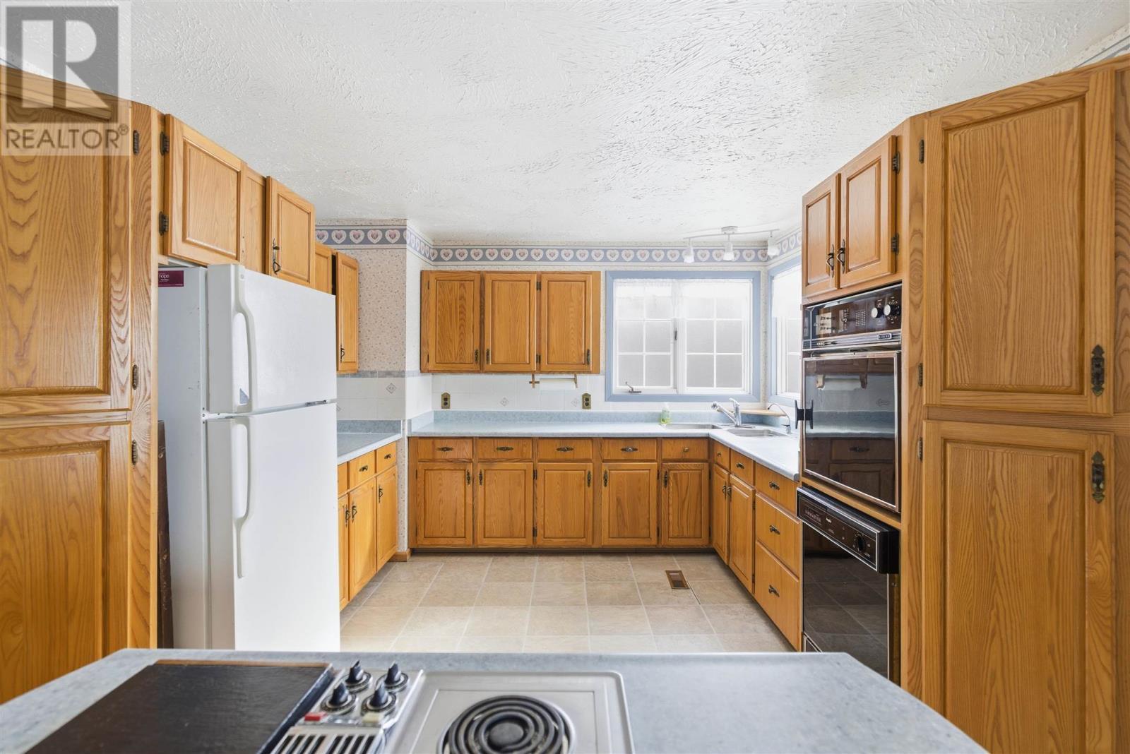 9 Buchan Ave, Blind River, ON - Indoor Photo Showing Kitchen