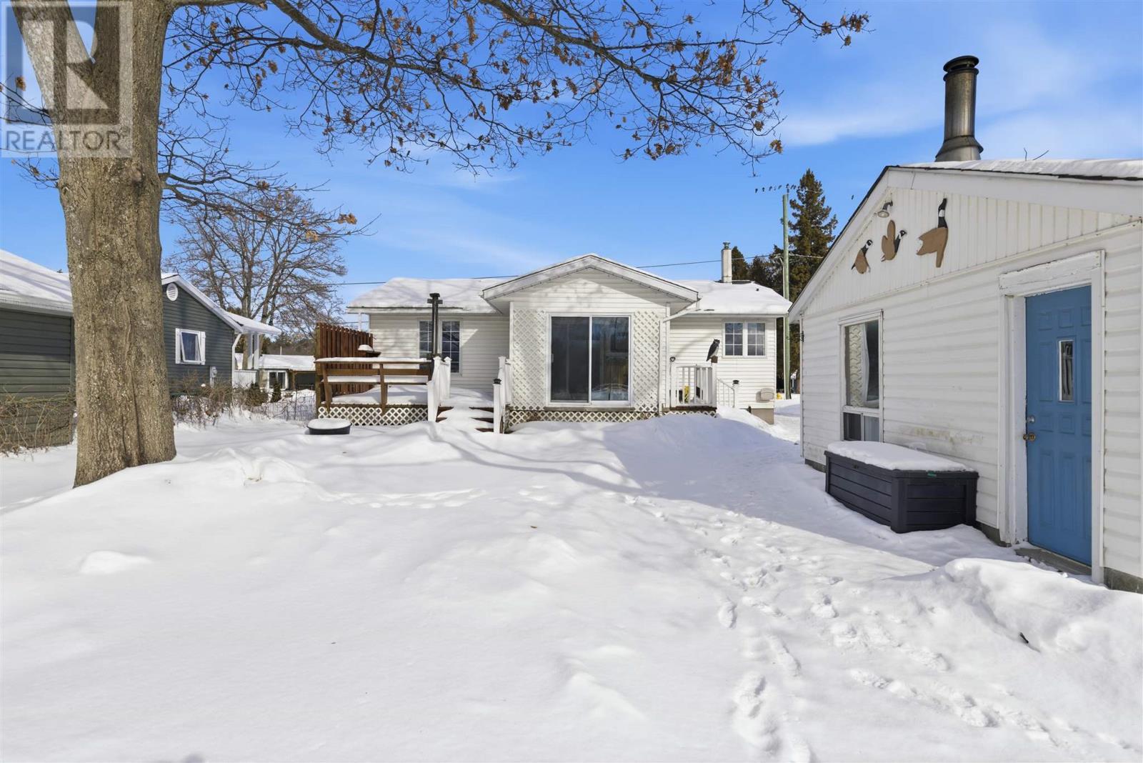 9 Buchan Ave, Blind River, ON - Outdoor